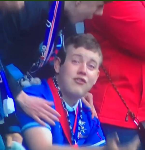 Celtic Fans React As Sevco Fan Claims Puppy Ate His Semi-Final Ticket!!