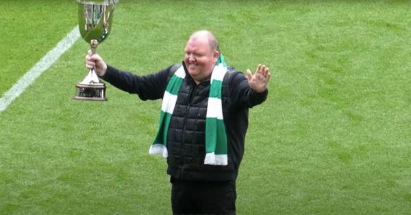 Scotland hero John Henderson parades World Cup trophy at Celtic match