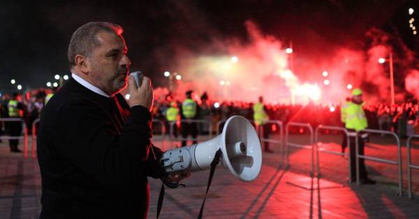 Ange Postecoglou pictured addressing Celtic fans at pyro party as boss has his Kieran Tierney moment