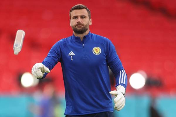 Former Celtic star makes Scottish Premiership return