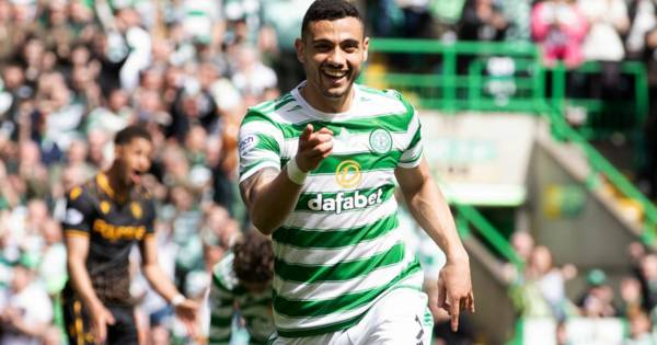 Giorgos Giakoumakis’ red hot Celtic form earns Guy Poyet rave review as Greek boss tips him to get even better