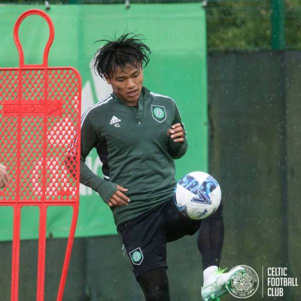 Photos: The Bhoys Are Back In Lennoxtown