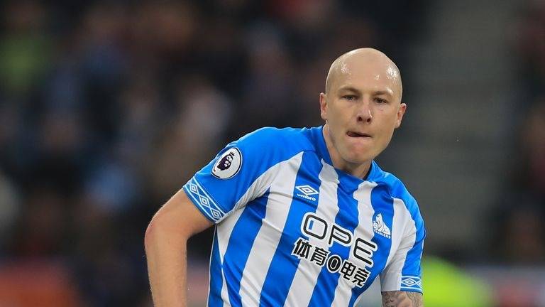 Australian star Aaron Mooy becomes a free agent