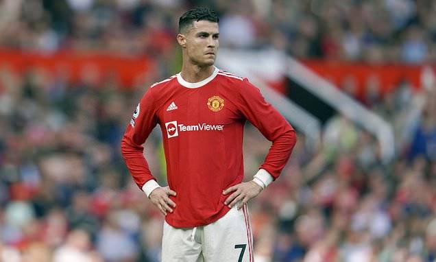 Transfer news LIVE: Cristiano Ronaldo looking to take a paycut in order to leave Manchester United