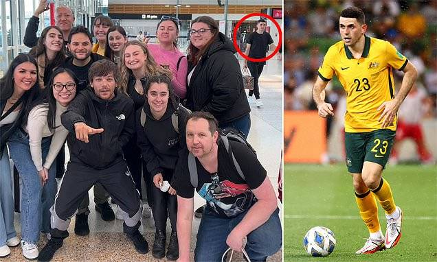 Socceroos star Tom Rogic resurfaces in background of One Direction star Louis Tomlinson’s photo