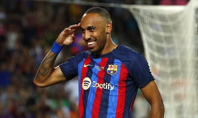 Transfer news LIVE: Barcelona’s Pierre-Emerick Aubameyang wants Chelsea over Man United move