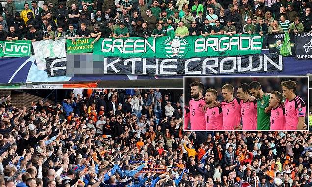 Scottish football sticks with tributes to the Queen despite protests