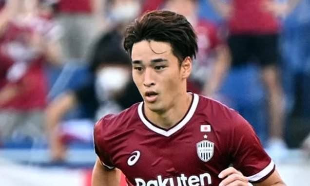 Celtic open talks with Vissel Kobe over January move for central defender Yuki Kabayashi