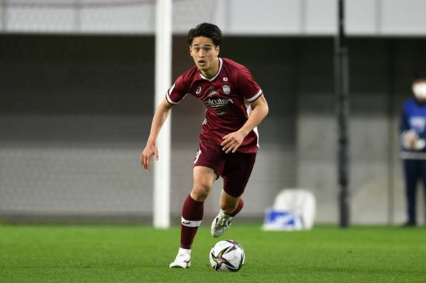 Celtic target Yuki Kobayashi helps out teammate’s recovery with impromptu Vissel training session