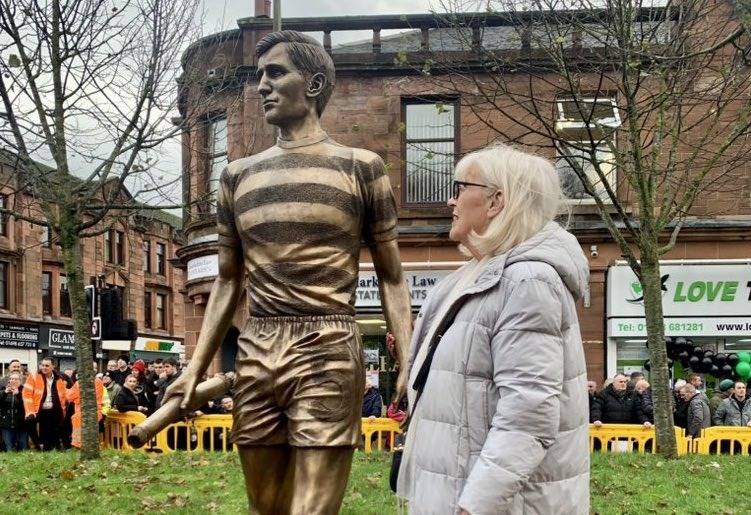 Video: Liz McNeill unveils Caesar statue in Bellshill to great acclaim