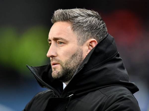 “There is a fear element”; Lee Johnson hypes up Celtic ahead of Easter Road match