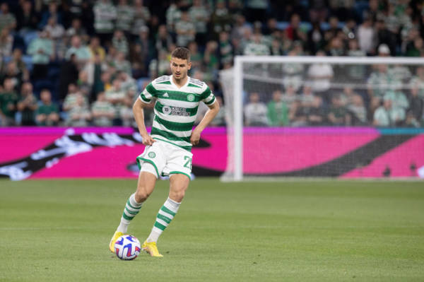 Report: Clubs from Europe and US monitoring Celtic midfielder’s situation