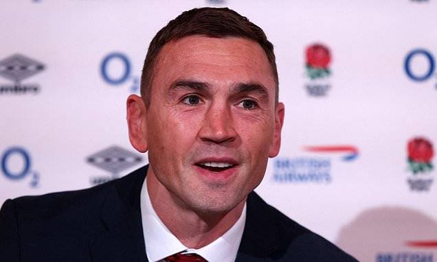 ‘I know how much they dislike us’: Defence coach Sinfield is well aware of animosity towards England