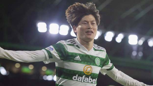 Celtic 4-0 St Mirren: Leaders maintain 100% home record