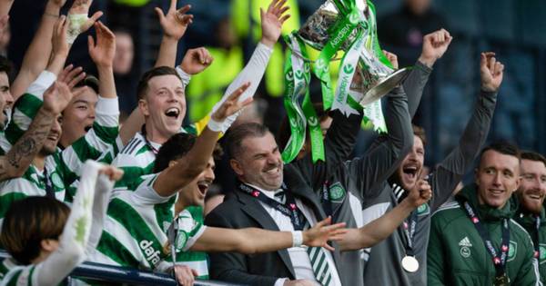 Unique Celtic trophy lift angle as Ange Postecoglou gets rapturous reception from crowd and players