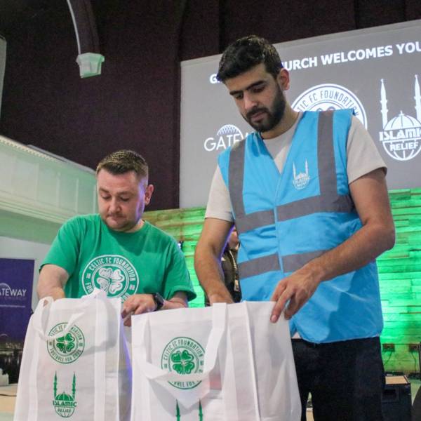 Foundation and Islamic Relief UK distribute 500 food packs