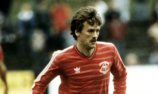 Former Aberdeen player Dougie Bell dedicates Gothenburg medal to wife Hazel who died in 2020