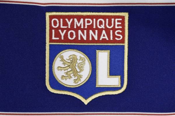 Lyon submit ambitious bid for Celtic transfer target