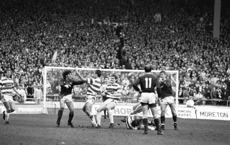 Photo Of The Day: Mick McCarthy And Tosh McKinlay Come To Blows