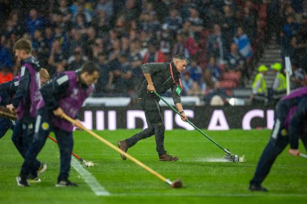 Hampden Heroics – Scotland Captain Andy Robertson joins applause