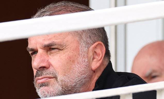 Ange Postecoglou watches the Ashes on final day before officially starting at Tottenham