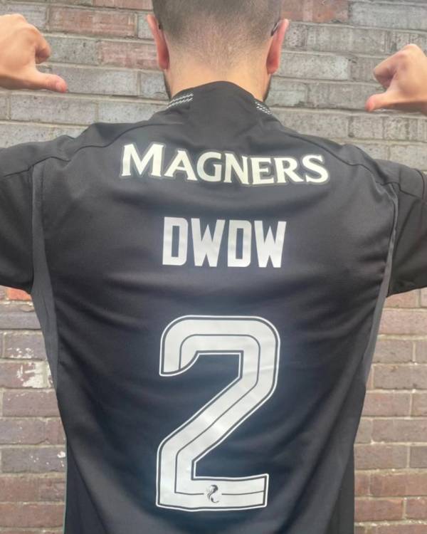 Photo: Glasgow band uses Celtic away top to announce new album