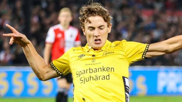 Elfsborg confirm Celtic ‘dialogue’ over Lagerbielke