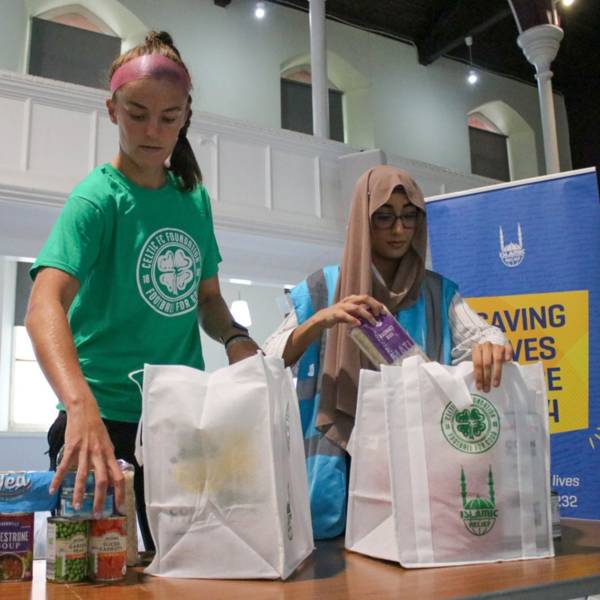 Foundation and Islamic Relief UK help feed 1000 individuals and families