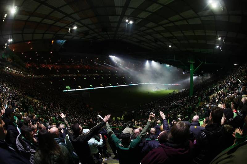 “Best songs come out of Scotland,” Celtic supporter helps Spurs fans with their songbook