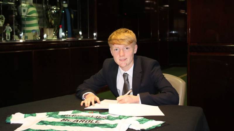 Academy prospect Sean McArdle signs first professional deal with the Hoops