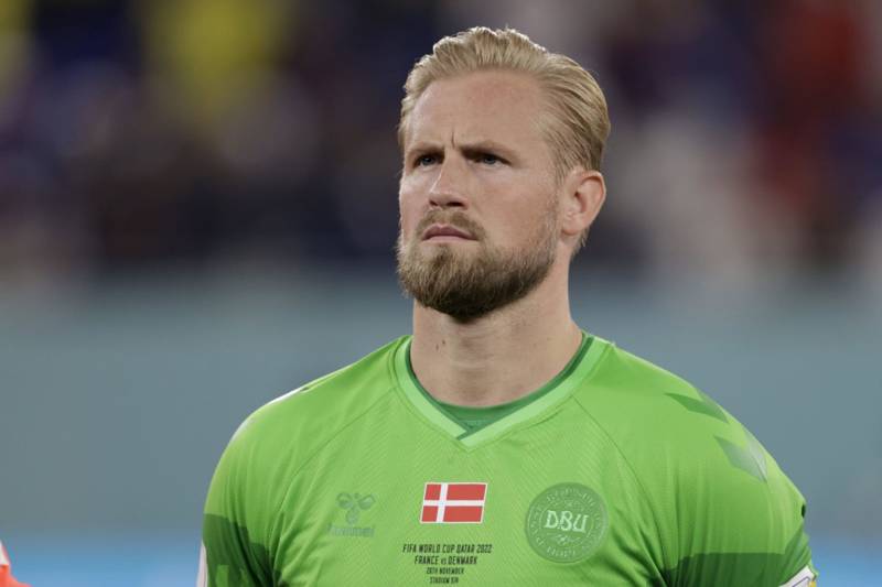 Kasper Schmeichel offers superb boost to Celtic player