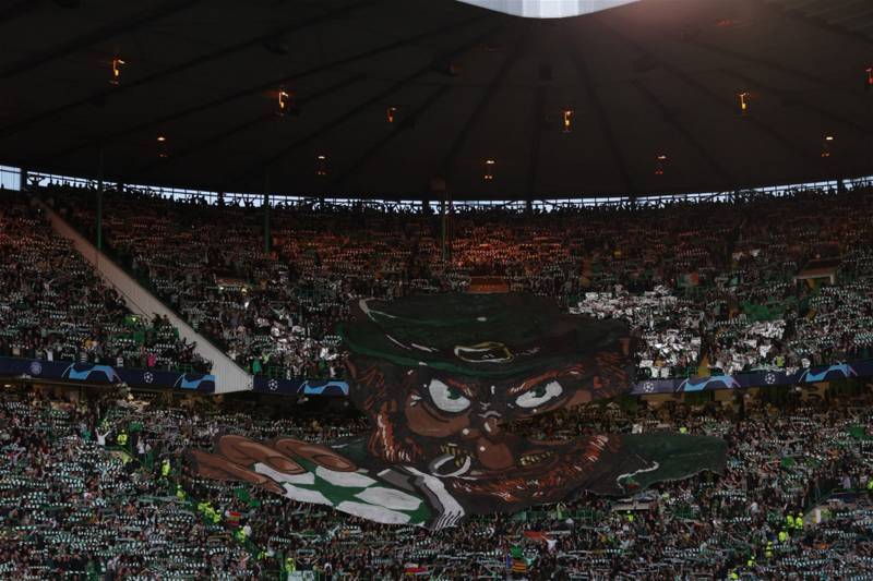 Watch as thousands of Feyenoord fans march from Glasgow city centre