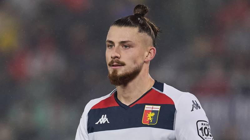 Genoa want Celtic player to replace €30 million defender