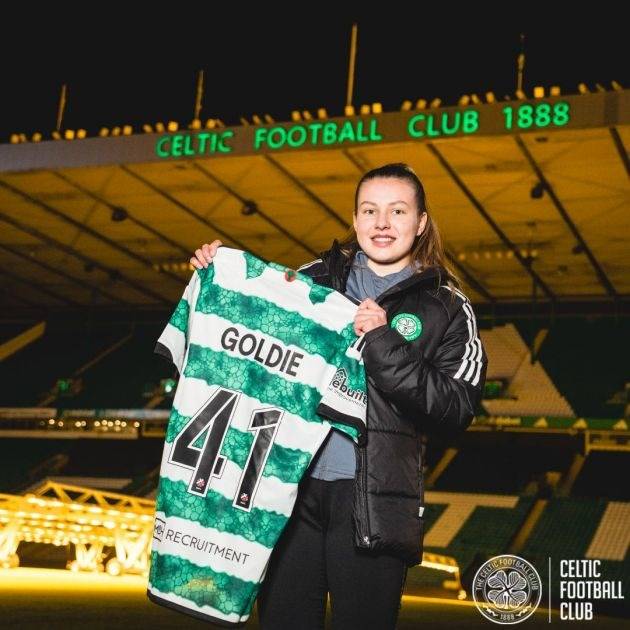 Celtic’s Goldie Ghirl – Clare signs first professional contract