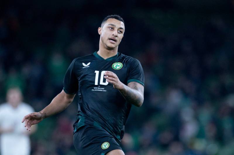 Chris Sutton delivers verdict on Celtic move for Adam Idah