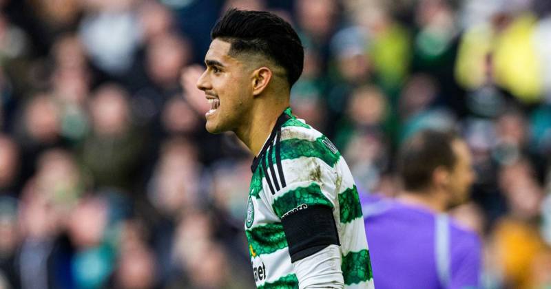 Luis Palma showing Celtic penalty ‘nerves’ as pundit makes strong James Tavernier comparison