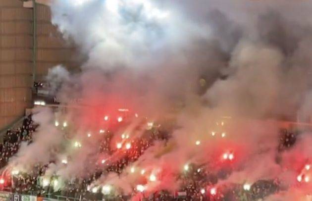 Video: Stunning pyro show from Celtic fans at Easter Road