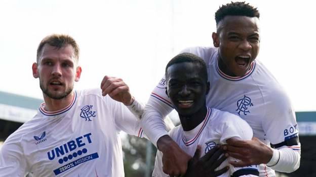 Rangers move above Celtic with resolute Perth win