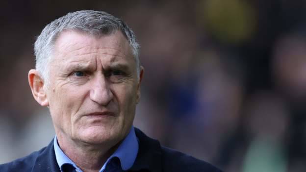 Ex-Hibs & Celtic boss Mowbray temporarily steps down at Birmingham