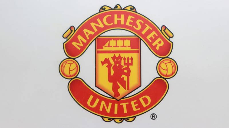 Manchester United open talks to sign former Celtic player