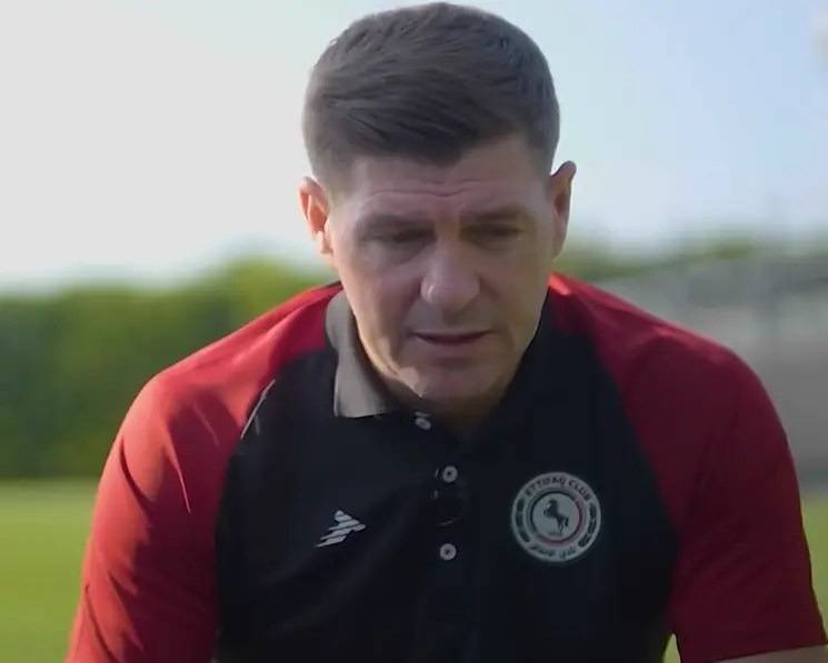 It’s not just Celtic fans rinsing a UEFA coach on what he’s just said about Steven Gerrard, Rangers fans are too