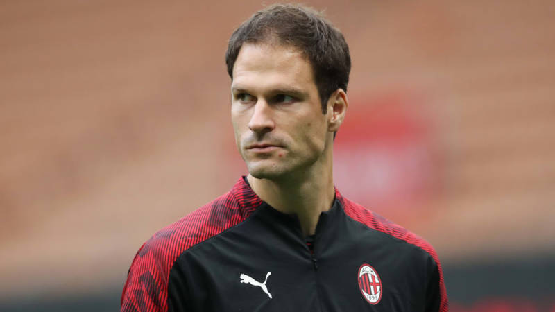 Celtic make transfer decision amid Asmir Begovic links