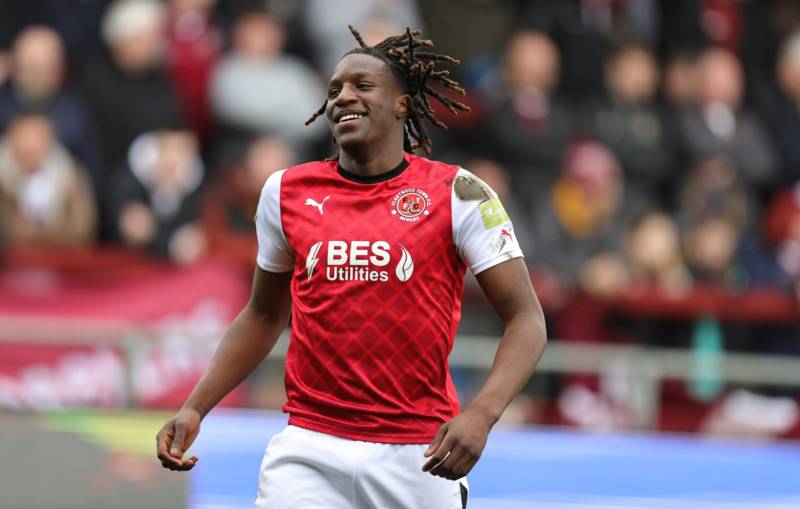 Fleetwood Town fans send Celtic a message after Bosun Lawal’s loan spell ends