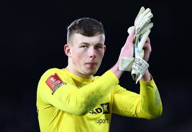 Sheffield United make £8m move for Celtic-linked goalkeeper