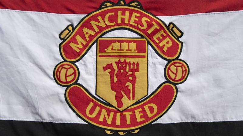 Celtic eyeing move for former Manchester United player