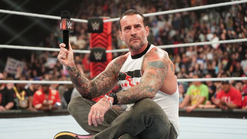 Celtic send public message to CM Punk who showed up in club gear