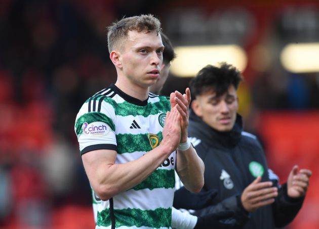 Celtic defender’s brilliant response to social media troll