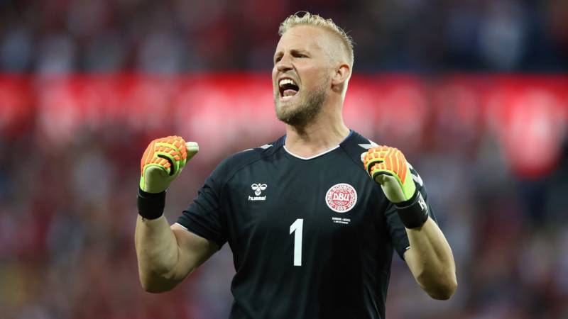 Celtic in talks to sign second goalkeeper after Kasper Schmeichel