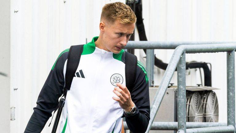 Finland goalkeeper Sinisalo becomes Celtic’s first summer signing