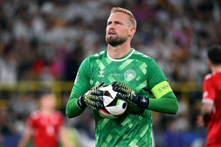 Kasper Schmeichel joins Celtic – ‘One of the world’s proper football clubs’